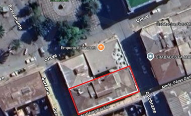 Vendemos Amplio terreno con uso comercial en el corazon de Valparaiso 1100 m2 Construidos, Valparaíso