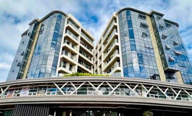 City Hub condo for long term lease