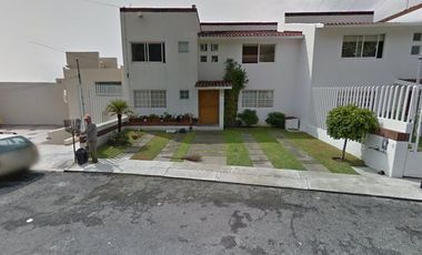 CASA EN VENTA TRATO DIRECTO CON EL BANCO NO SE ACEPTAN CREDITOS