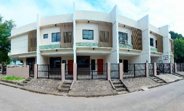 Villanueva Village Brand New Townhouses For Sale