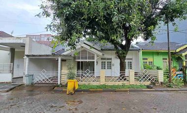 Rumah area Panakukkang Poros Jalan Boulevard