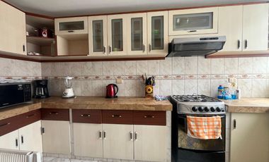 Alquiler De Departamento Amoblado En Monterrico Chico – Ubicación Estratégica Y Seguridad Total