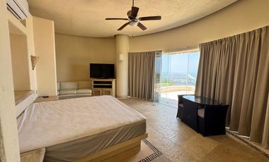 Hermosa Villa en residencial La Cima. Con la mejor vista del puerto de Acapulco.