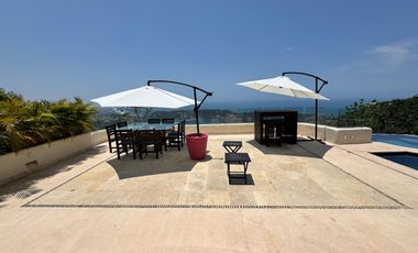 Hermosa Villa en residencial La Cima. Con la mejor vista del puerto de Acapulco.