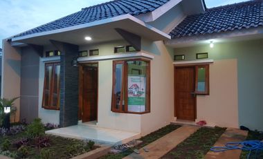 Dijual Rumah Siap Huni Ciawigebang Kuningan Jawa Barat, Shm, Imb Dan Pam