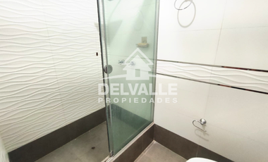 SE VENDE LINDA CASA DE OCASION EN MIRAFLORES COUNTRY CLUB