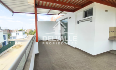 SE VENDE LINDA CASA DE OCASION EN MIRAFLORES COUNTRY CLUB