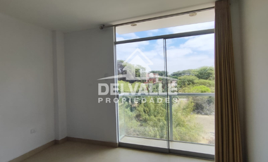 SE VENDE LINDA CASA DE OCASION EN MIRAFLORES COUNTRY CLUB