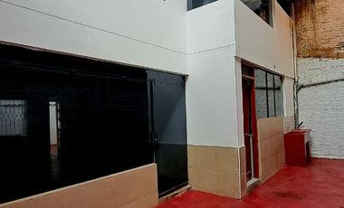 Se vende casa de 2 pisos en Santa Úrsula, Wanchaq – Cusco!