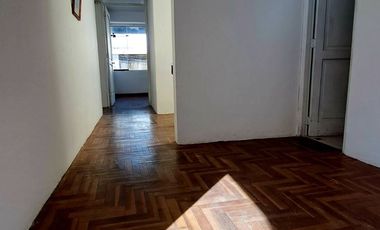 Se vende casa de 2 pisos en Santa Úrsula, Wanchaq – Cusco!