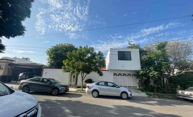 CASA EN VENTA FRACCIONAMIENTO VILLARREAL