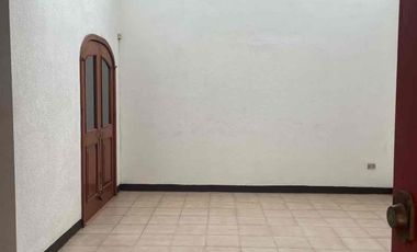 CASA EN VENTA FRACCIONAMIENTO VILLARREAL