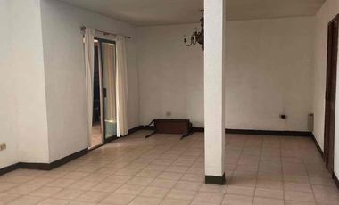 CASA EN VENTA FRACCIONAMIENTO VILLARREAL