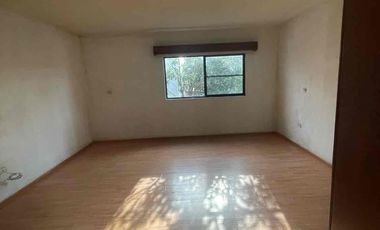 CASA EN VENTA FRACCIONAMIENTO VILLARREAL