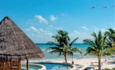 Casa de Lujo en Venta en Playa del Carmen con Campo de Golf Exclusivo ⛳🌴