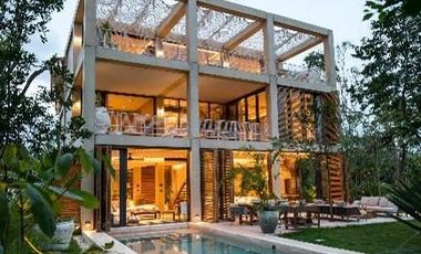 Casa de lujo en venta en Playa del Carmen con Campo de Golf 🏡🌴