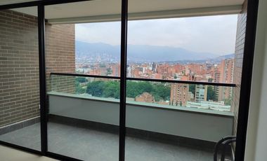 Venta Apartamento  Cuarto Piso Sector Laureles cerca primer parque