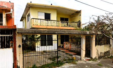 CASA EN REMATE ENCINO 114 FLORESTA VERACRUZ !!!