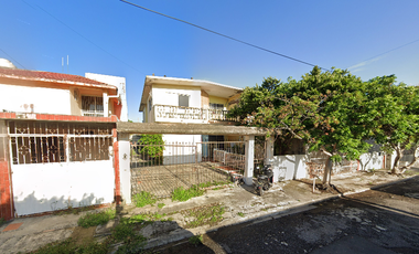 CASA EN REMATE ENCINO 114 FLORESTA VERACRUZ !!!