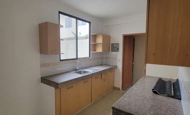 Casa en Venta en Urbanización Milán – Vía a Samborondón | 3 Dormitorios | $112.000