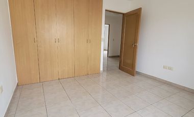 Casa en Venta en Urbanización Milán – Vía a Samborondón | 3 Dormitorios | $112.000