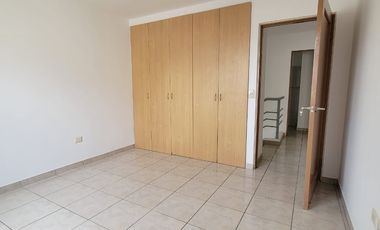Casa en Venta en Urbanización Milán – Vía a Samborondón | 3 Dormitorios | $112.000