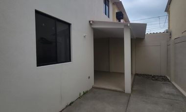 Casa en Venta en Urbanización Milán – Vía a Samborondón | 3 Dormitorios | $112.000