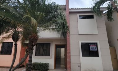 Casa en Venta en Urbanización Milán – Vía a Samborondón | 3 Dormitorios | $112.000