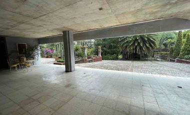 Bodega  taller y oficinas en renta