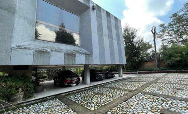 Bodega  taller y oficinas en renta