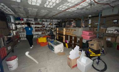 Bodega  taller y oficinas en renta