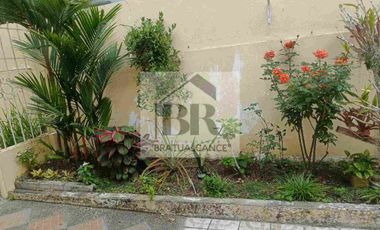 Urdesa Central, Alquiler de Suite , nueva, bonita, planta baja, aires y cortinas, cerca de centros comercial y Universidad