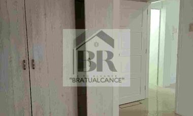 Urdesa Central, Alquiler de Suite , nueva, bonita, planta baja, aires y cortinas, cerca de centros comercial y Universidad