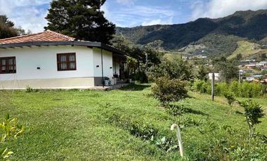 🏡 ¡Hermosa Finca Campestre con Vista Panorámica en El Carmen de Viboral! 🌄