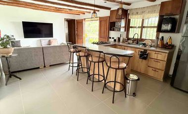 🏡 ¡Hermosa Finca Campestre con Vista Panorámica en El Carmen de Viboral! 🌄