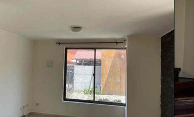 Arriendo casa dos pisos 3D 2B en Maipu