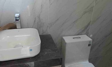 Estrene Hermosa Casa en Samborondón ciudadela privada  Estribor 3 dormitorios más estudio y cuarto de empleada