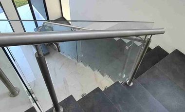 Estrene Hermosa Casa en Samborondón ciudadela privada  Estribor 3 dormitorios más estudio y cuarto de empleada