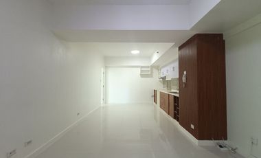 10.9M 3BR Semi Furnished Condo Unit For Sale Near De La Salle University Malate LSS