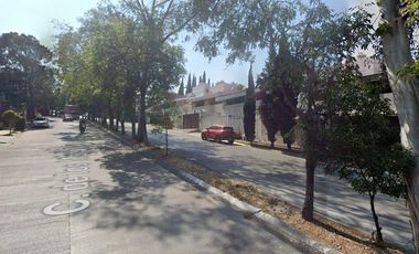 LOMAS DE LA HERRADURA NAUCALPAN Hermosa Y Amplia CASA, Excelente ubicación A UNOS MINUTOS DE REFORMA, POLANCO, CHAPULTEPEC, INTERLOMAS plazas comercia