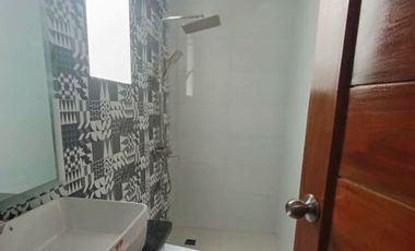 20M  3 Storey Townhouse Commercial/Residential Use in Sta Cruz Manila Near Chinese General Hospital For Sale LSS