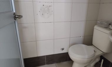 Local Comercial de alquiler en el Centro Comercial Big Outlets, 190 m2.