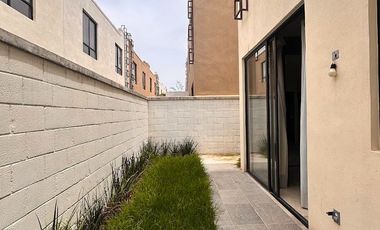 RENTA DE CASA EN HACIENDA VALBUENA ZONA NORTE