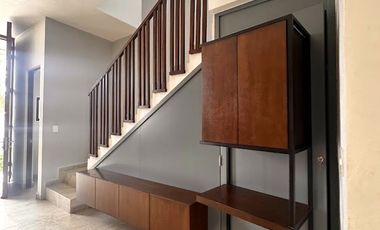 RENTA DE CASA EN HACIENDA VALBUENA ZONA NORTE