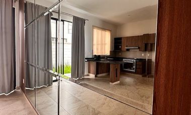 RENTA DE CASA EN HACIENDA VALBUENA ZONA NORTE