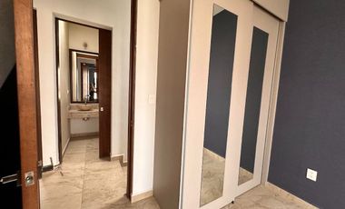 RENTA DE CASA EN HACIENDA VALBUENA ZONA NORTE