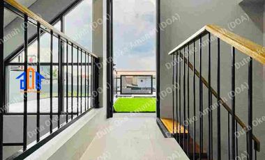Rumah Furnished DP 0 Akses 900 Meter Ke Gerbang Tol Depok