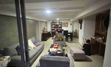 Venta de apto en Poblado sector la Visitación