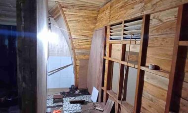 Glamping dengan View Bukit dan Laut, Full Furnished di Nusa Penida, Bali, Bisa Dimanajemenkan Dapat ROI