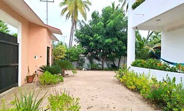 CASA A POCOS METROS DE PLAYA. BARRA DE POTOSÍ, GUERRERO.